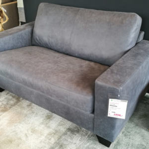 Phoenix Loveseat